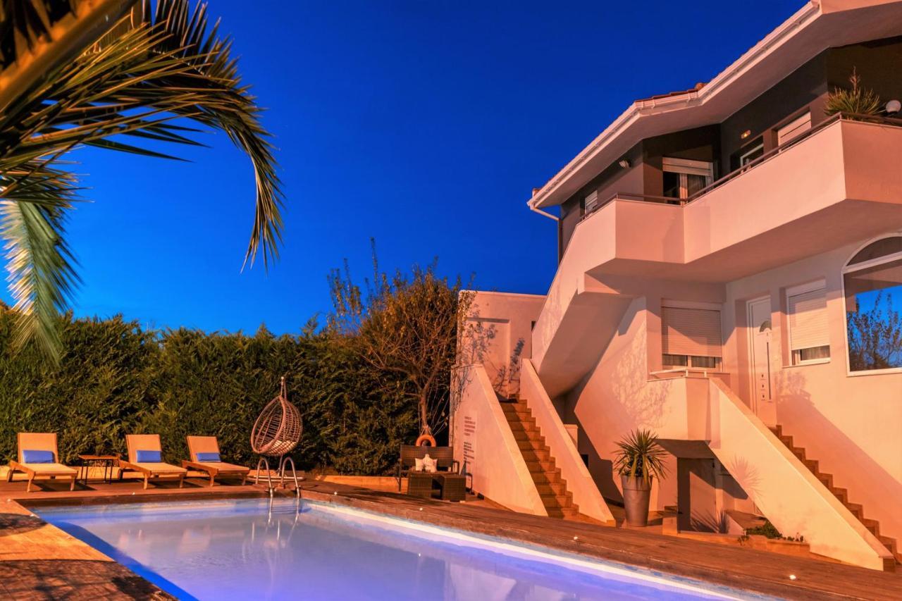 Kapahi Seaview Hotel Apartments Потос Екстериор снимка