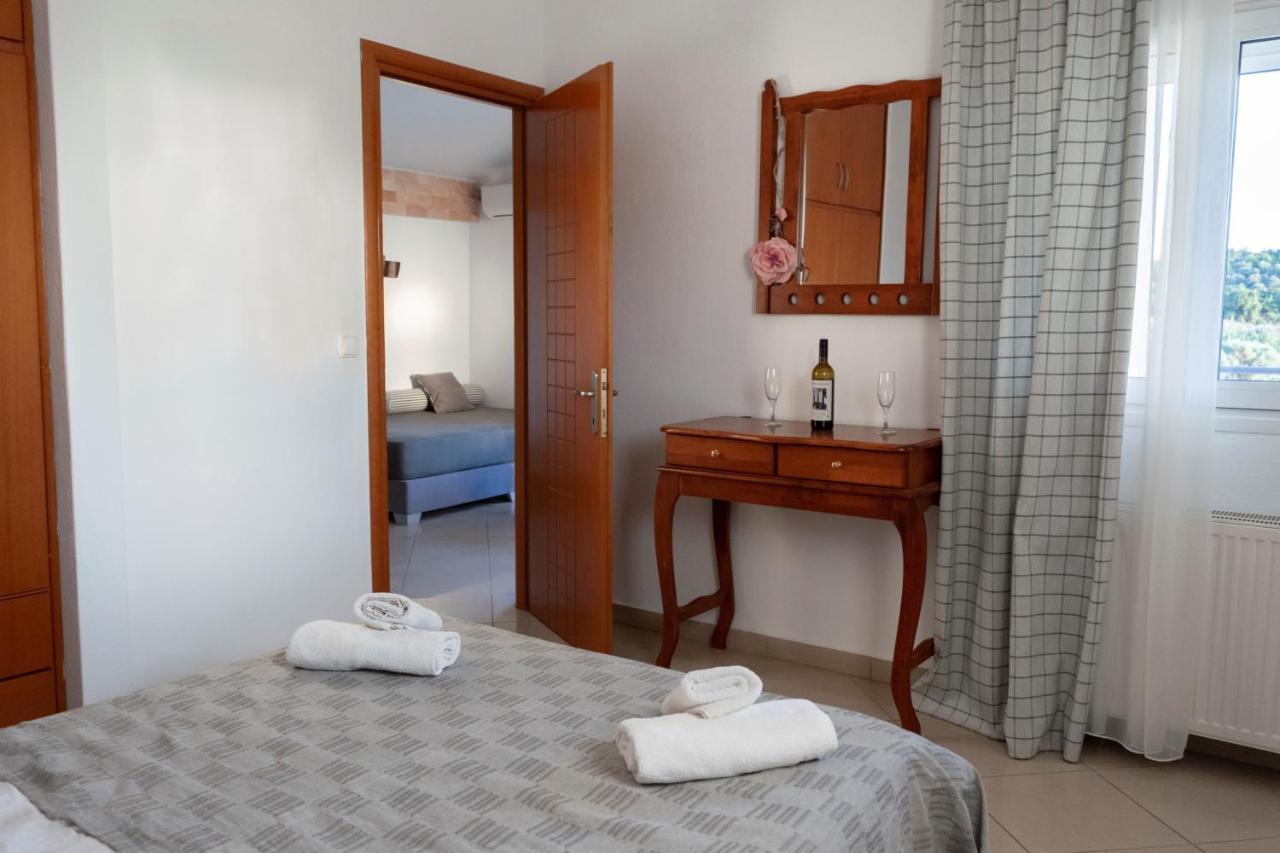 Kapahi Seaview Hotel Apartments Потос Екстериор снимка
