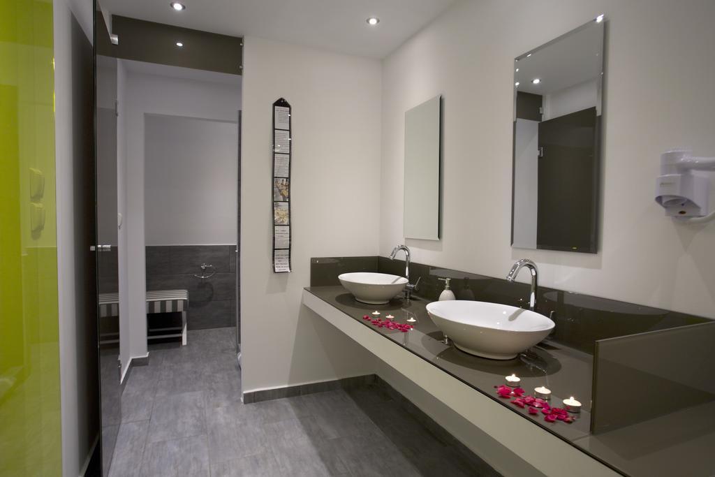 Kapahi Seaview Hotel Apartments Потос Стая снимка