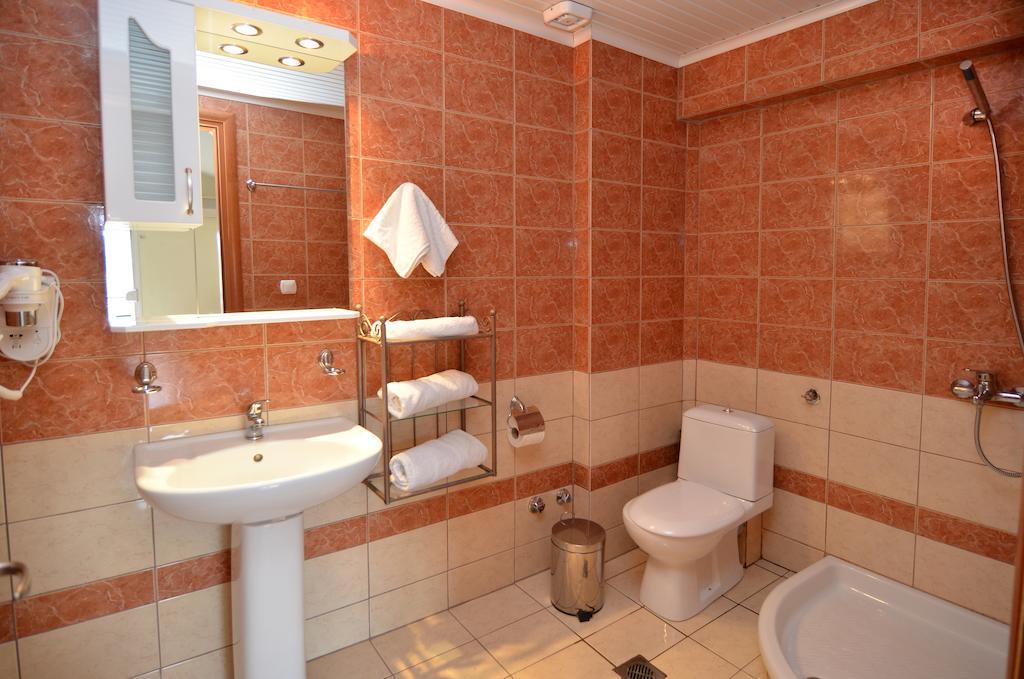 Kapahi Seaview Hotel Apartments Потос Стая снимка
