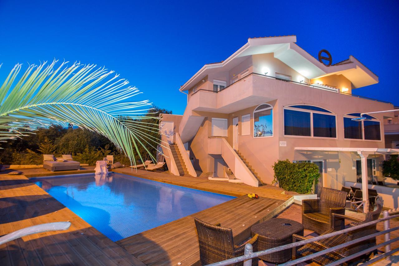 Kapahi Seaview Hotel Apartments Потос Екстериор снимка